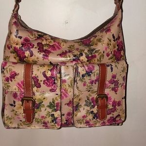 Patricia Nash crossboby